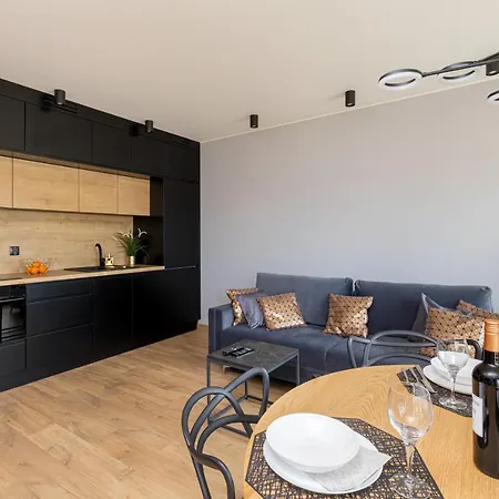 Przystan Letnica By Renters Gdańsk