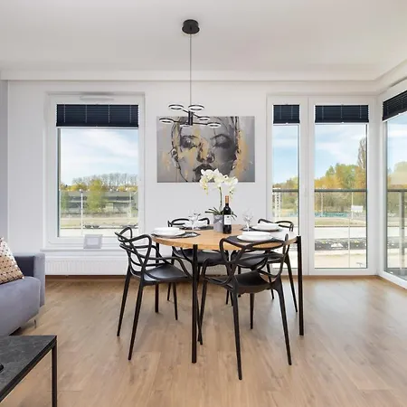 Przystan Letnica By Renters * 그단스크